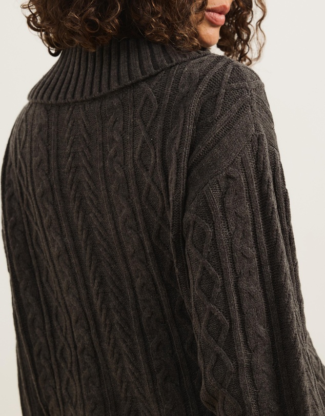 Atmos&Here - Zuri Cable Knit Sweater