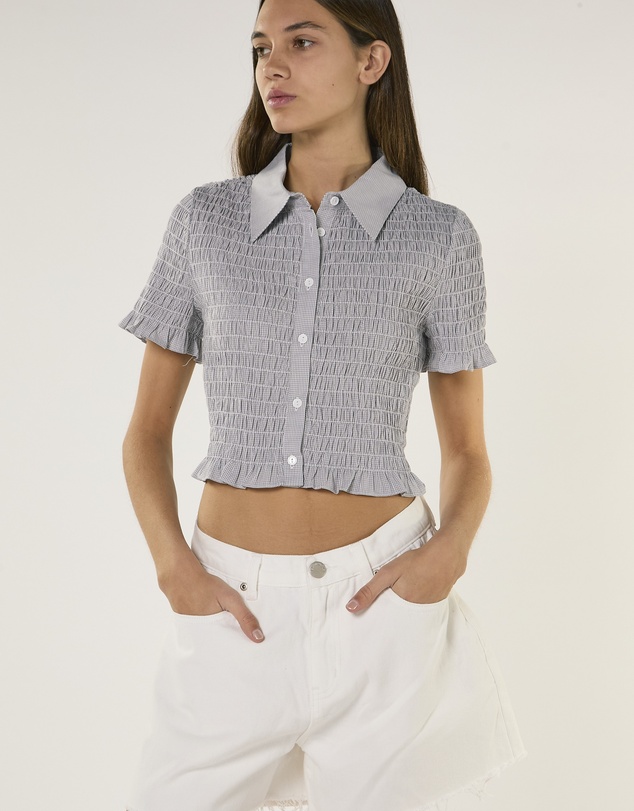 Glamorous - Mid Rise Frayed Hem Denim Shorts