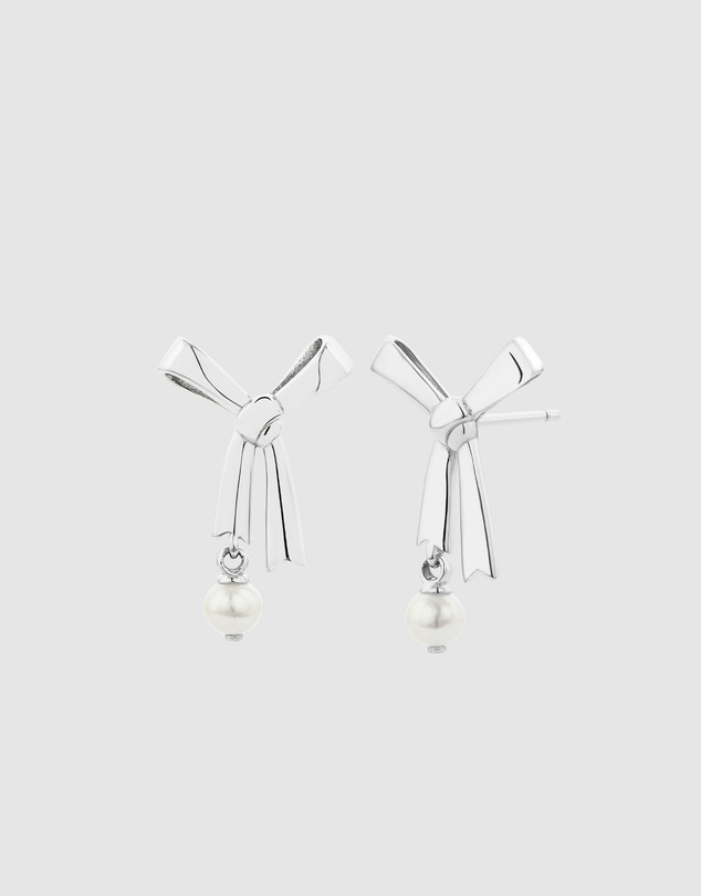 Karen Walker - Pearl Bow Studs