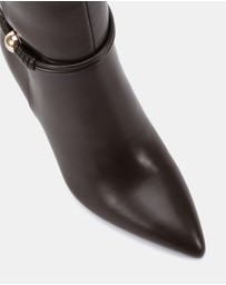 Novo - Oryan Boots