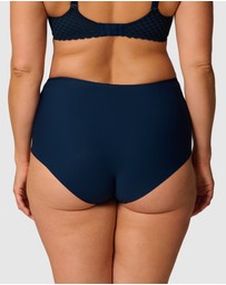 Simone Perele - Subtile Control Full Brief