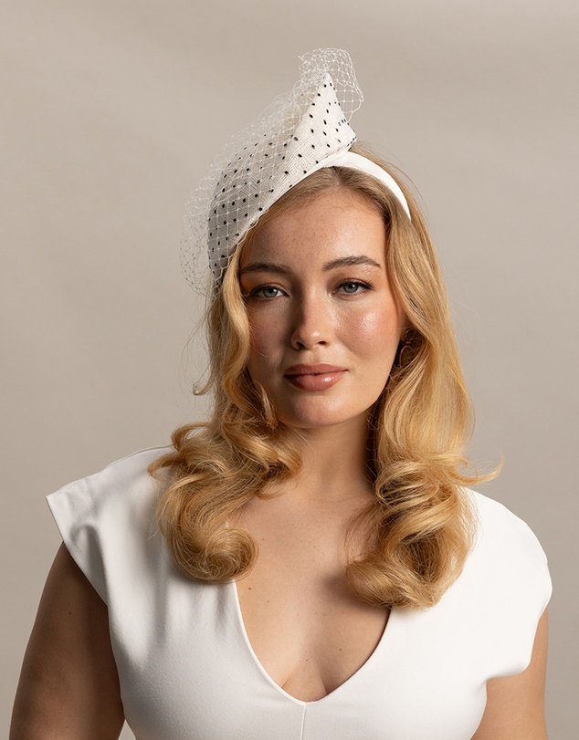 Morgan & Taylor - Willow Fascinator in Ivory White