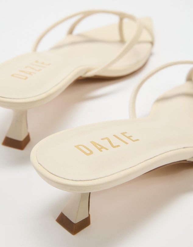Dazie - Amelia Kitten Heels