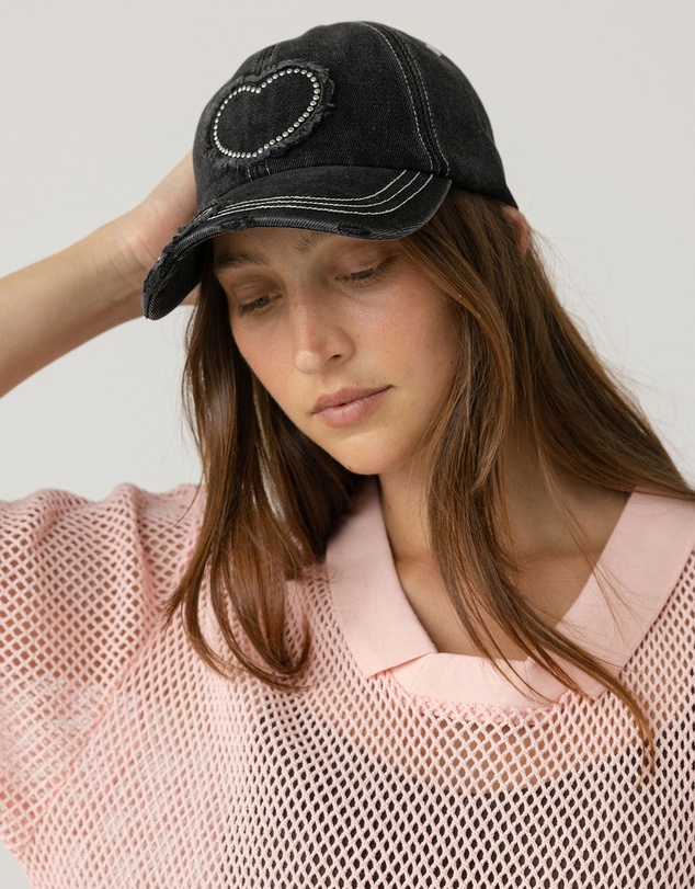 Pinky & Kamal - Studded Heart Cap