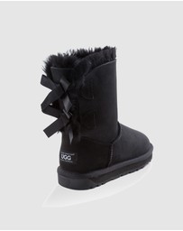 Ozwear Connection Uggs - Ugg Classic Bailey Bow Boots (Water Resistant)