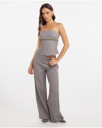 Dazie - Style Queen Strapless Top