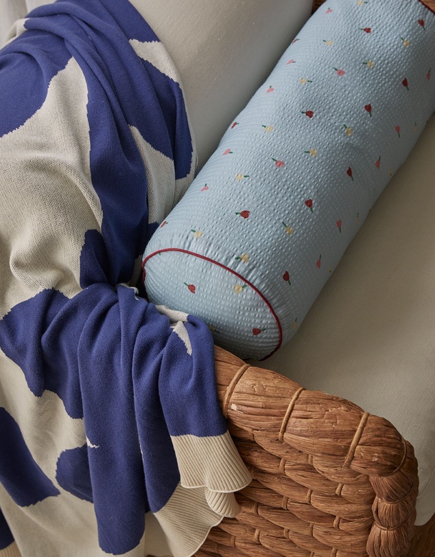 Mosey Me - Forget Me Not Bolster in Sky