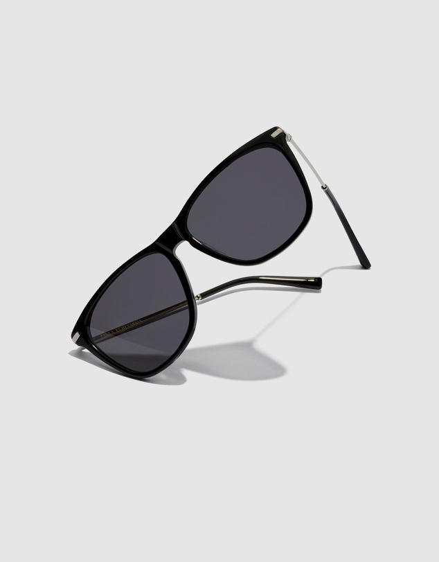 Hawkers Co - Paula Echevarria One Crosswalk Sunglasses for Men and Women UV400