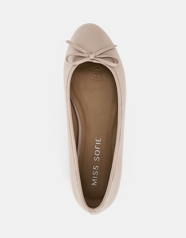 Miss Sofie - Layton Flats
