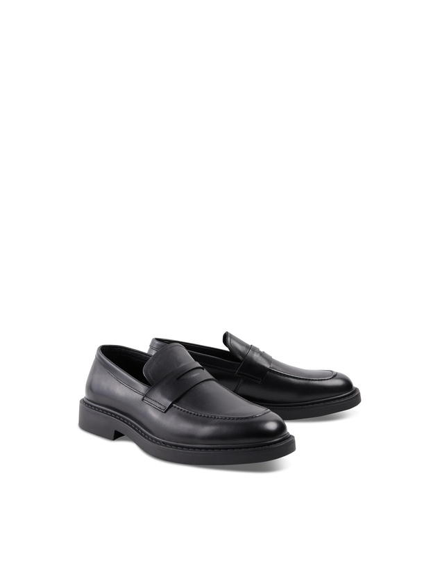 yd. - Nolan Penny Leather Loafer
