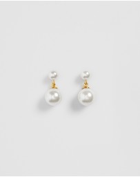 Country Road - Mini Pearl Drop Earring