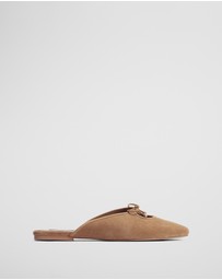 Country Road - Ariana Mule