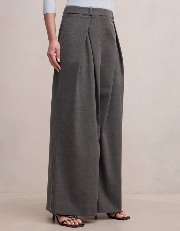 Forever New - Orla Overlap Pants
