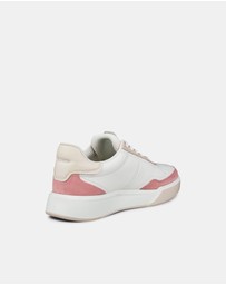 ECCO - ECCO Street Court