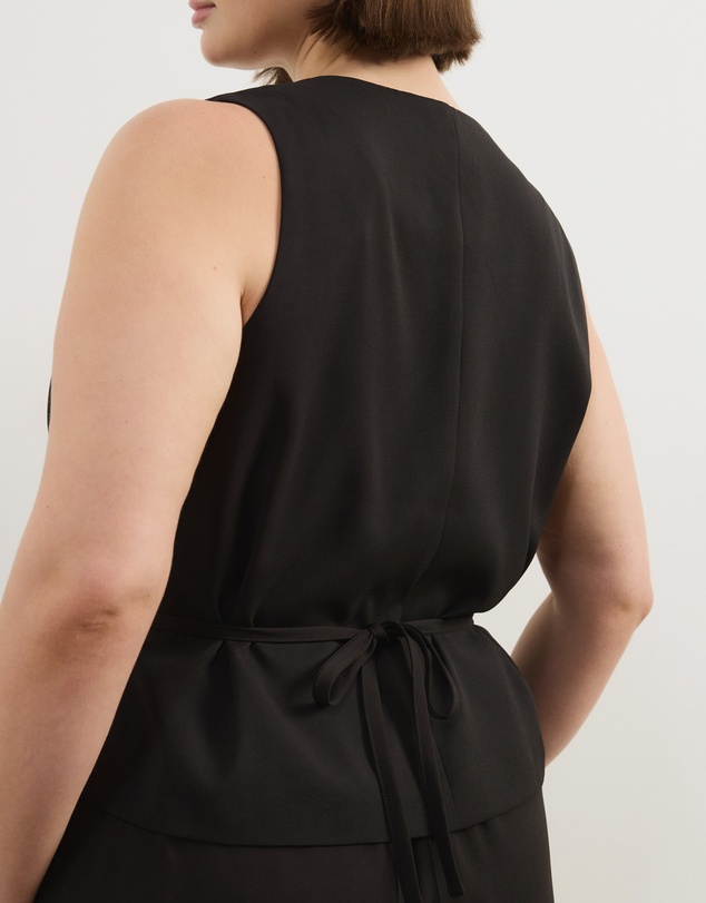 Atmos&Here Curvy - Freida Wrap Vest Top