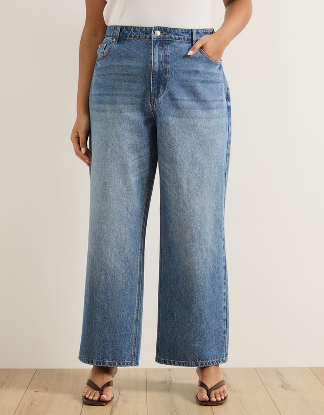 Atmos&Here Curvy - Kendal Mid Rise Relaxed Jeans