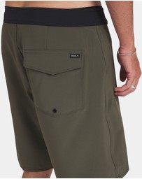 RVCA - Mens VA Solid 19