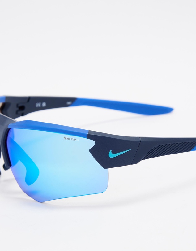 Nike - Sun Cloak Duo EV24036