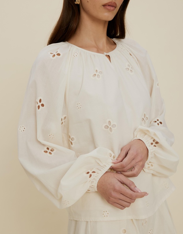 The Fated - Esther Puff Sleeve Broderie Blouse