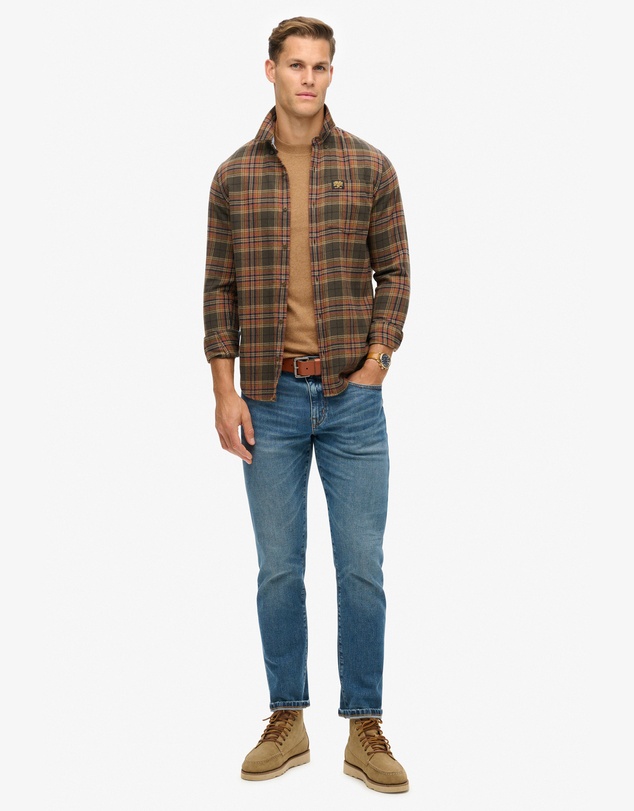 Superdry - Essential Logo Embroidered Slim Fit Tee