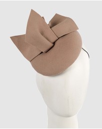Max Alexander - Winter Beige Felt Pillbox with Bow