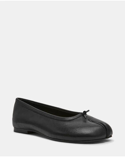 Steve Madden - Calico Black Leather Flats