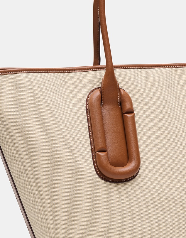 Marc Jacobs - The Tote Bag