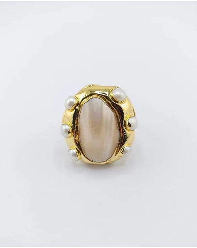 Miz Casa and Co - Amy Ring