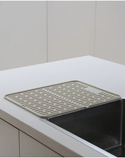 DESIGNSTUFF - DRIP Folding Silicone Drying Mat Large w/ Drainage Mouth