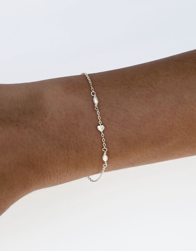 SAINT VALENTINE - Heart & Pearl Bracelet - Silver