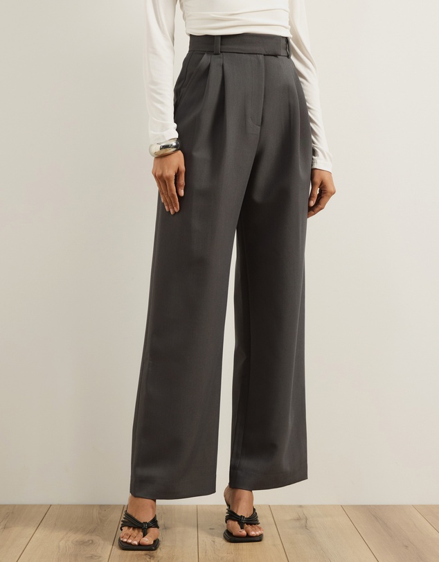 Atmos&Here - Kippa Pleated Pants