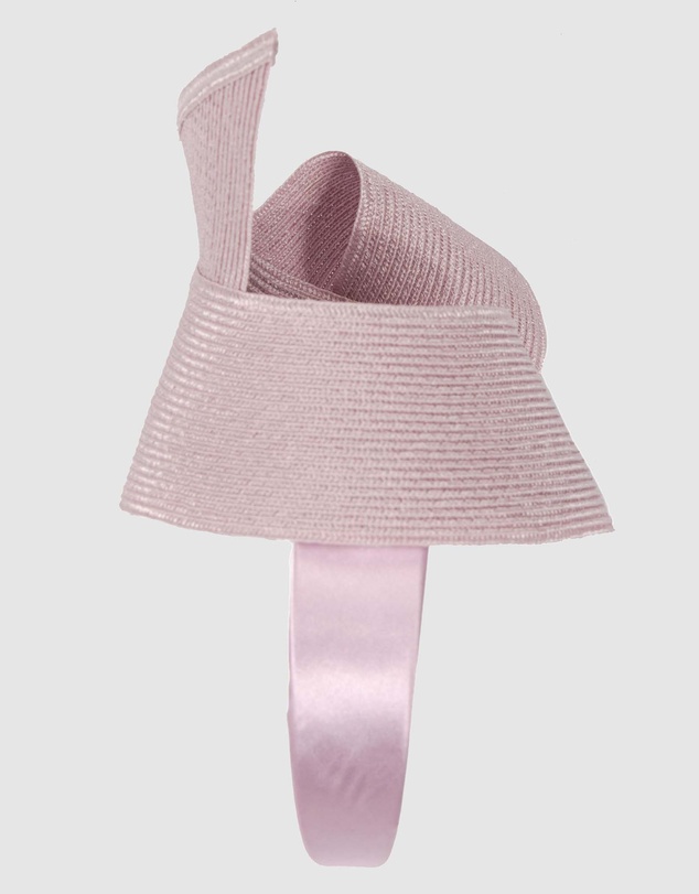 Max Alexander - Modern Twisted Racing Fascinator