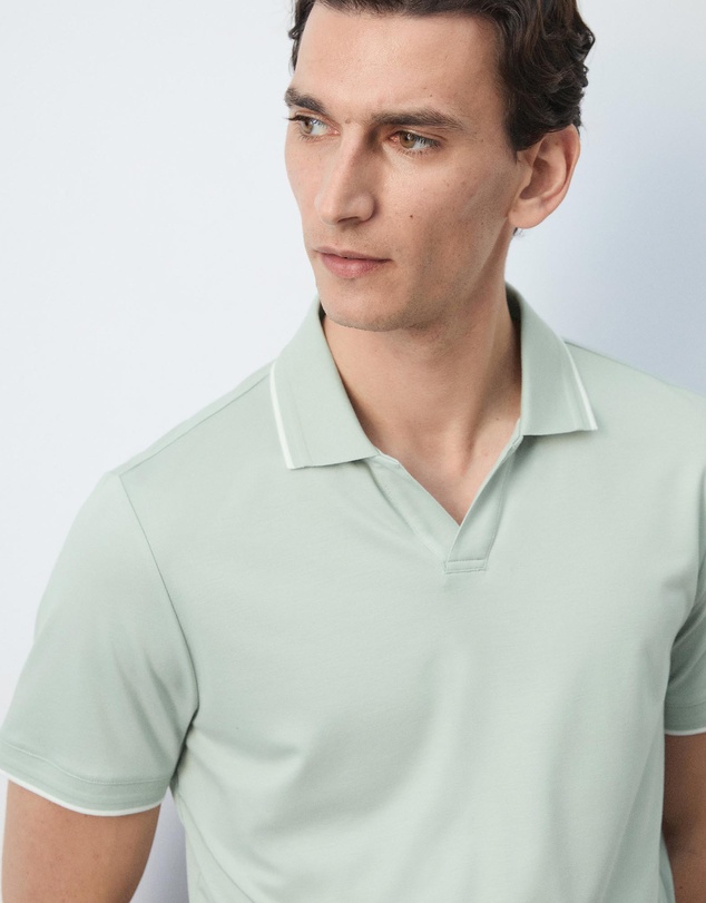 M.N.G - Carlev Polo