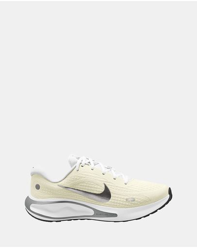 White, Metallic Silver, Sail & Black