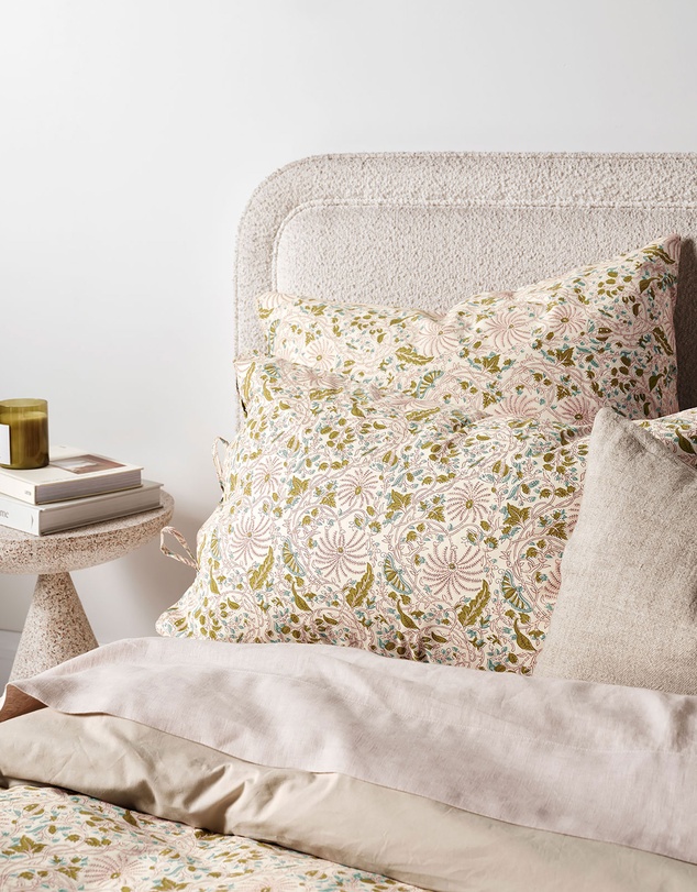 Aura Home - Oasis Quilt Cover