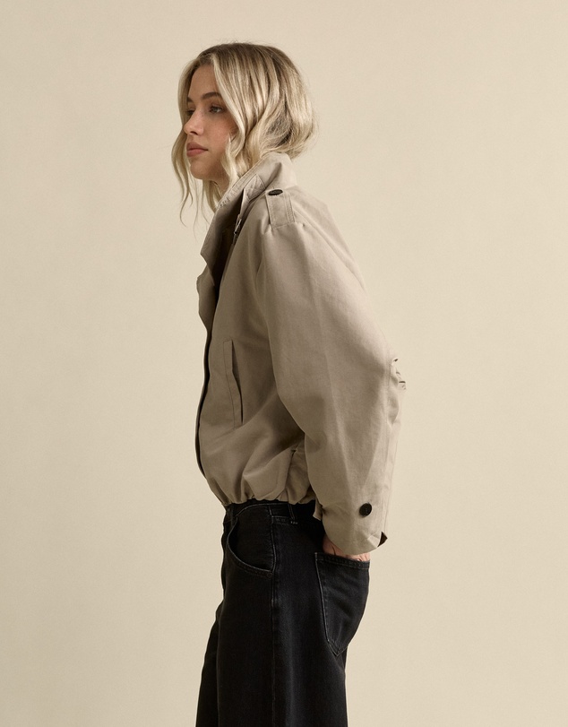 MVN - Cropped Funnel Trench Coat