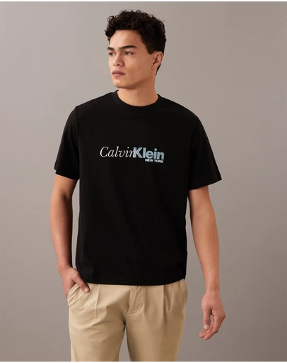 Calvin Klein - Graphic Logo T-Shirt