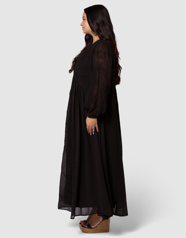 Sunday In The City - Hidden Noise Maxi Dress