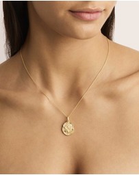 By Charlotte - She Is Cancer Zodiac Necklace