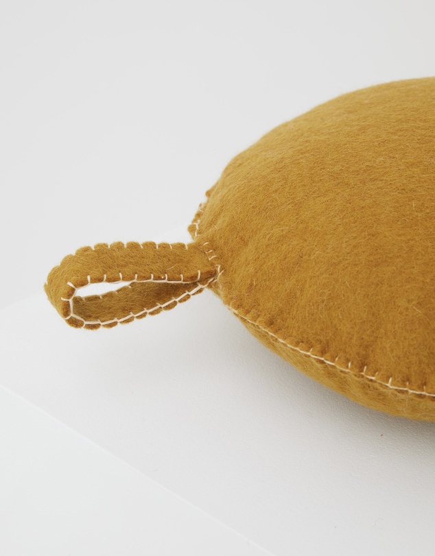 Phile - Play Cushion - Gold