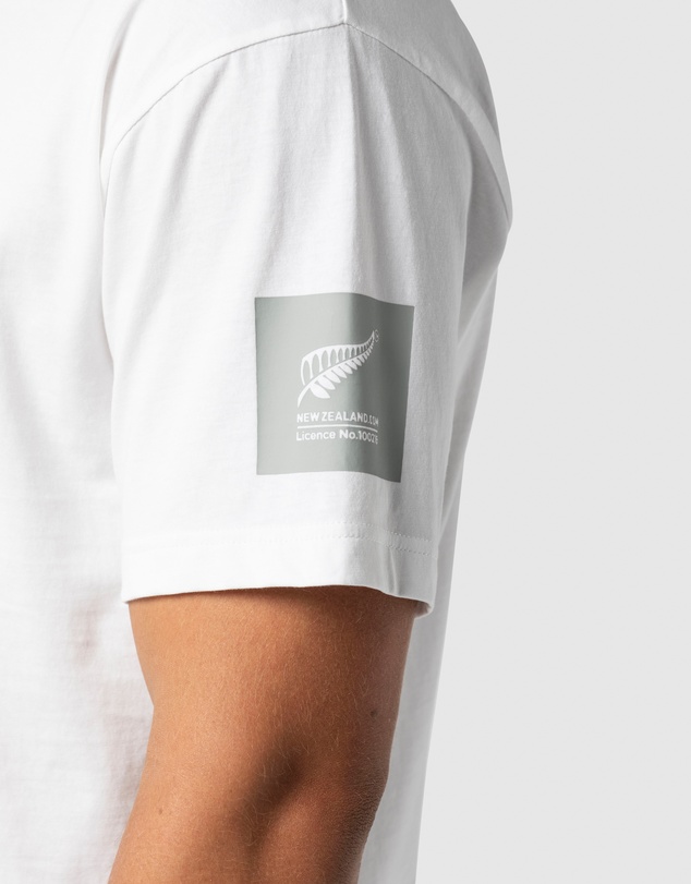 Rodd & Gunn - Nimbus Flocked Tee