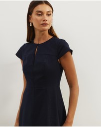 Atmos&Here - Lorry Keyhole Linen Blend Maxi Dress