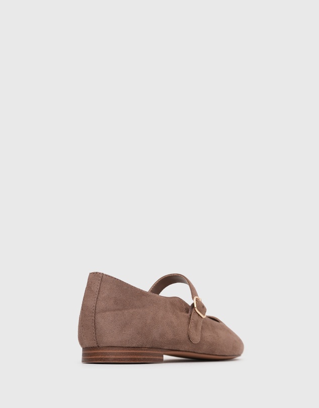 Betts - Mystique Mary Jane Flats