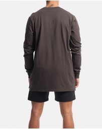 Vacancy Co - Vacant Long Sleeve Tee