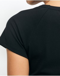 AERE - Organic Cotton Raglan T-Shirt