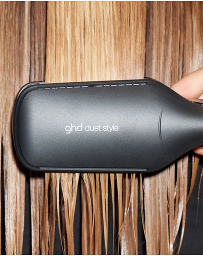 ghd - duet Style 2 in 1 Hot Air Styler in Black