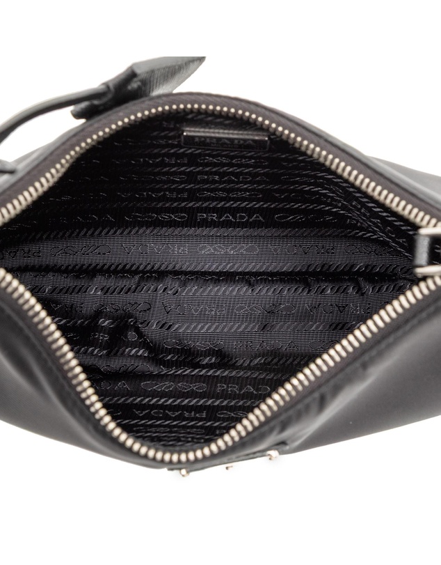 Prada - Pre-Loved Re Nylon Re Edition 2005 Shoulder Bag