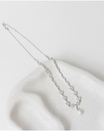 The White Collection - Liliana - Classic Silver Pearl Bridal Necklace