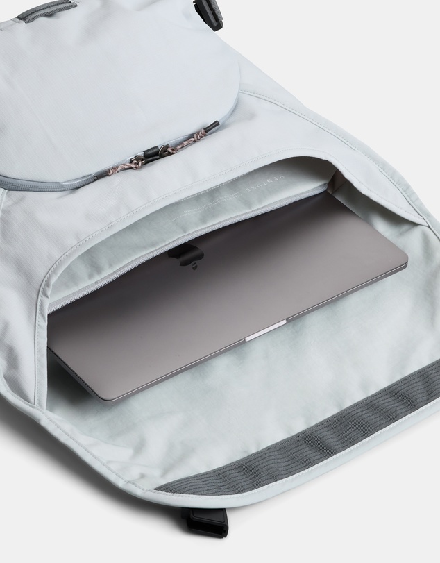 Bellroy - Venture Messenger 16