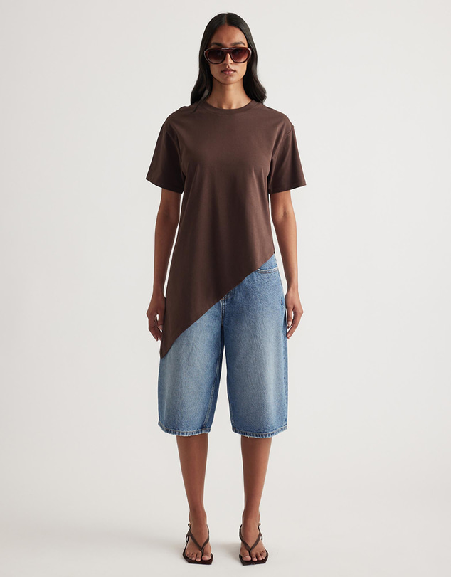Decjuba - Kirsten Asymmetric Hem Tee